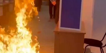 Ресейде сайлау учаскелерін өртеу оқиғалары жаппай сипат алып кетті