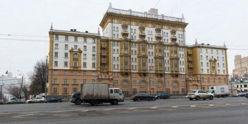 АҚШ өз азаматтарын мобилизация салдарынан Ресейден кетуге үндеді