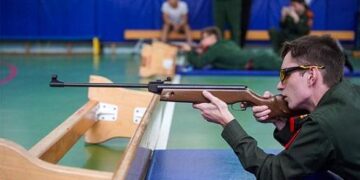 Ресей мектеп оқушыларын соғысқа дайындау жөнінде шешім қабылдады