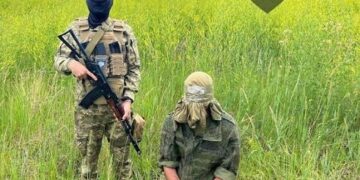 Херсон түбіндегі аралда қалған Ресей солдаттары аштықтан тышқан жеп жатыр