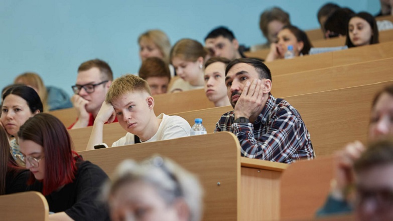 Ресейдің 70 білім беру мекемесі соғысқа студенттер тартуға қосылды
