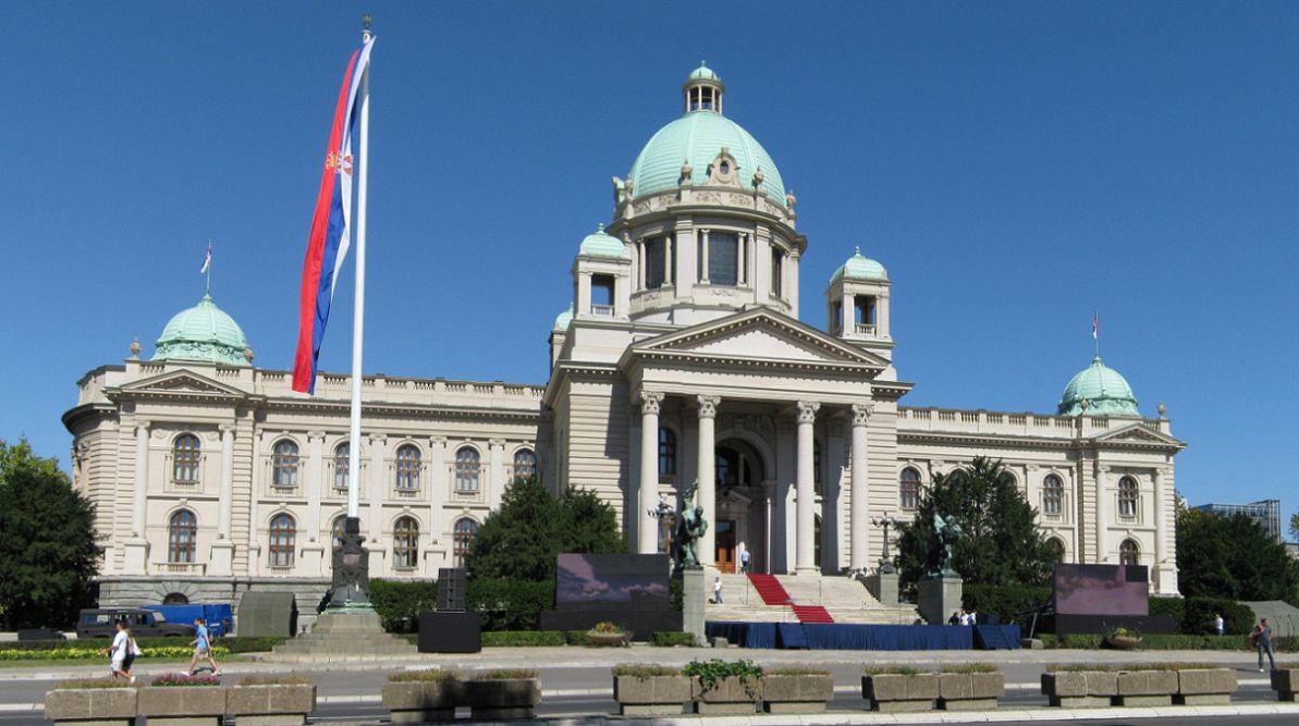 Еуропа одағы Сербияны бұдан әрі қаржыландырудан бас тартты