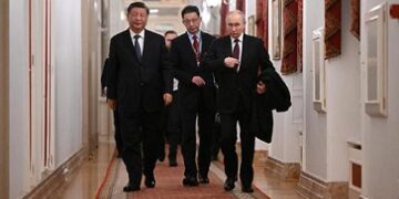 Щи Дзиңпиң Қытай армиясын соғысқа дайындап жатыр – БАҚ