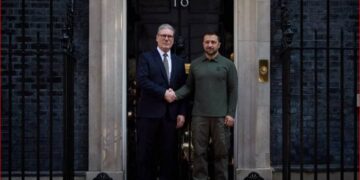 Лондонда Стармер Зеленськийді зор құрметпен қарсы алды
