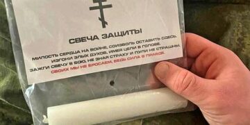 Ресей жауынгерлеріне оқтан қорғану үшін шіркеу шырағданы берілді