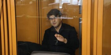 «Я бил только ладонью»