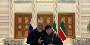 Тұтқындағы кісіні ұрған Кадыровтың ұлы Шешенстан батыры атанды
