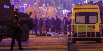 «Крокус» концерт кешеніндегі теракт салдарынан кемінде 93 адам қаза тапқан