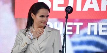 Лукашенконың басты қарсыласы штабымен бірге тығылып отыр