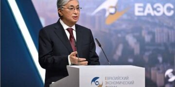 Еліміздің сыртқы саудадағы табысы шетелде қазақ тілін дамытуға үлес қосуда