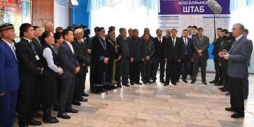 Тоқаев Қордайда дүнгендер өкілдерімен кездесті
