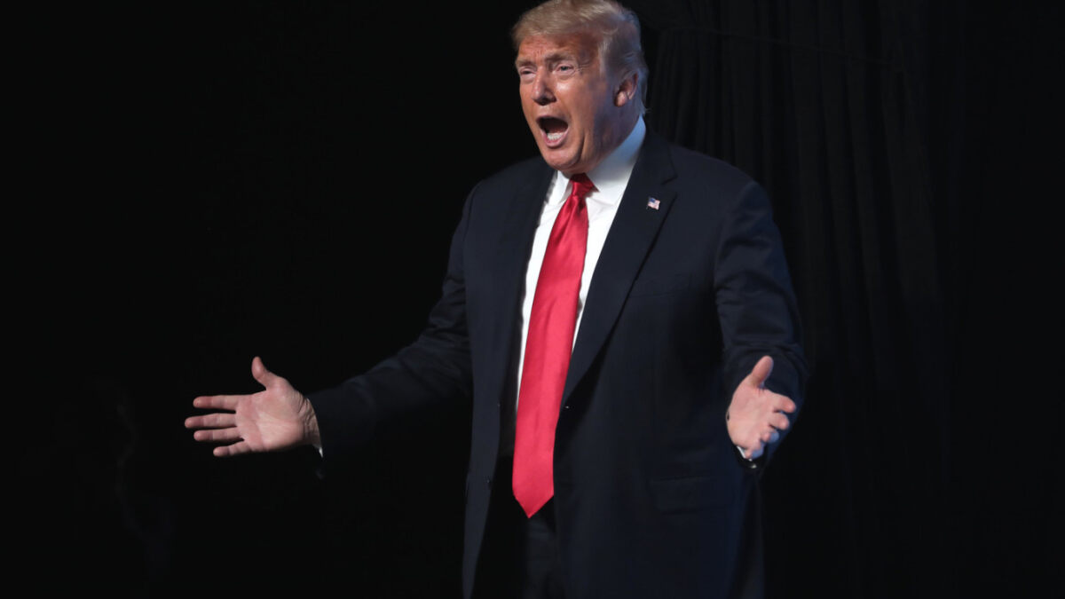 Трамп Ресей шекарасына қосымша 5000 америкалық әскер жібереді