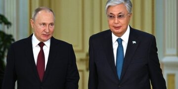 Путин бүгін Астанада екі рет Тоқаевтың аты-жөнін дұрыстап айта алмады