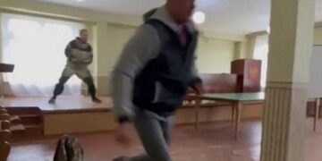 Иркутск облысындағы шақырылым бекетінде әскери комиссар атылды