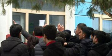 Өзбекстан неге сырттағы студенттерін қайтармақшы?