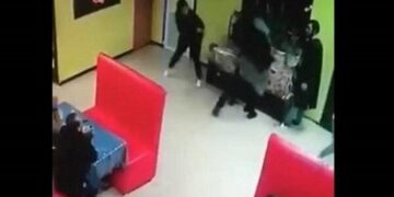 Астраханьда ықтимал қазақ қызын ұрған бұзақылар қолға түсті (видео)
