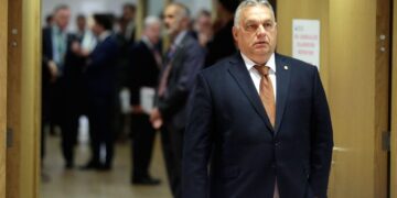 «Путиннің адамы» Орбан Венгрияның премьері қызметінен кетті