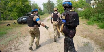 ОКРУЖАЯ ВОЛЧАНСК