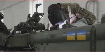 Еуропа одағы Украинаға АҚШ қаруларын сатып әпергісі келеді