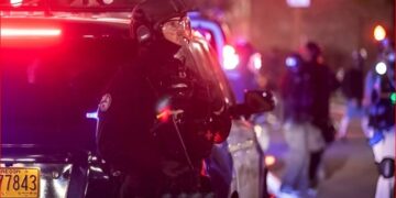 АҚШ-та Трампты өлтіремін деп қорқытқан адам қолға түсті
