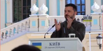 Путин өз жерін қорғауды ойламайды, селоларын өзі бомбалайды – Зеленьский
