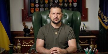 Зеленский Украинада оғы 700 шақырым қашыққа жететін қару бар екенін айтты