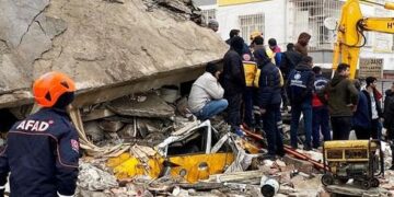 Түркиядағы жер сілкінісінде опат болғандар саны 3 549-ға жетіп отыр