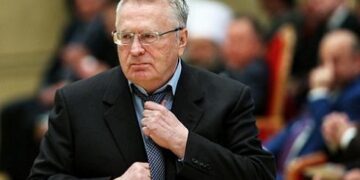 «Белгілі бекбике» Жириновский ауыр халде ауруханаға жатты
